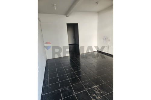 de Salón Comercial — foto 2
