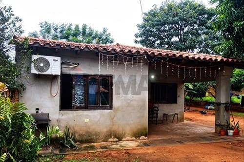 ¡Casa en Venta en Luque: Tranquilidad y Comodidad! — foto 2