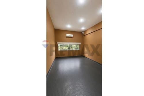 Amplia oficina en alquiler — foto 4