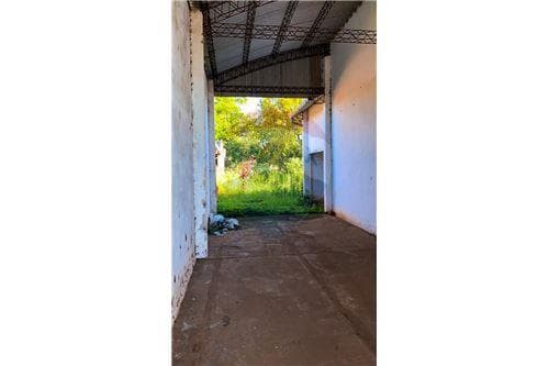 Depósito en alquiler en el Bº San Miguel Curuzu!