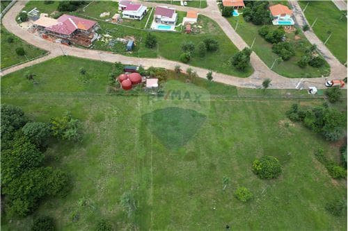 Terreno en barrio cerrado en nueva colombia — foto 2