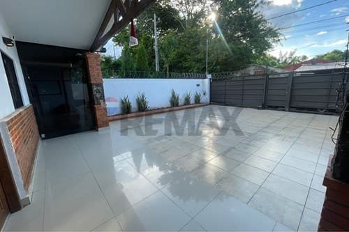 casa con piscina en Luque — foto 2