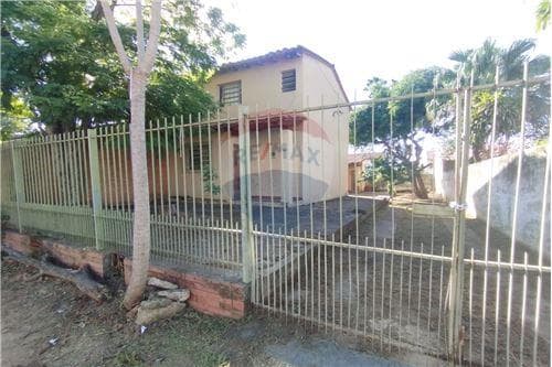 Dúplex a refaccionar en mra - b° maria auxiliadora