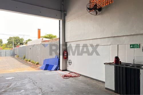 Tinglado en Fernando zona Sur, Showroom — foto 3