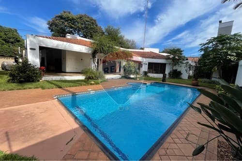 Residencia con 1900m2 de Terreno - Pinedo Shopping — foto 4
