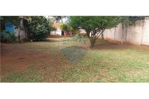 Terreno con construcción a terminar !!!!!