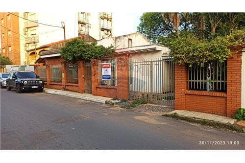 ¡Terreno con casa a demoler!! BAJA DE PRECIO — foto 2