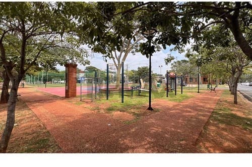 Terreno de un Exclusivo Barrio Cerrado Arapoty — foto 4
