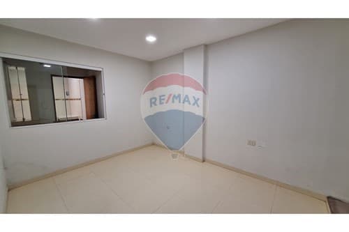 Dpto. En venta a terminar — foto 2