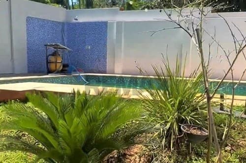 Casa Moderna en San Bernardino: Espacio y Confort