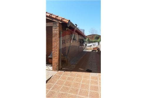 2 casas en amplio terreno — foto 2