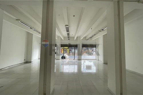 de Salón comercial en Itauguá — foto 4