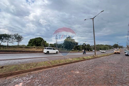 "Depósito Comercial en Alquiler en Encarnación" — foto 3