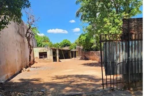 Venta de terreno en barrio obrero