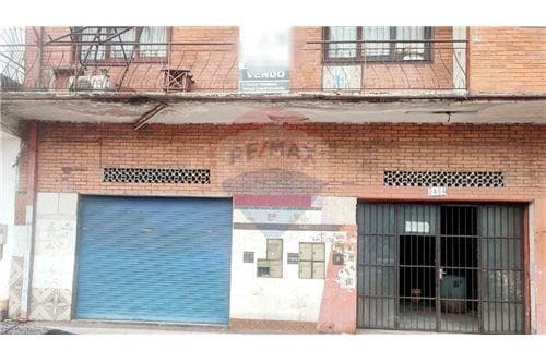 Edificio sobre la avenida eusebio ayala — foto 3