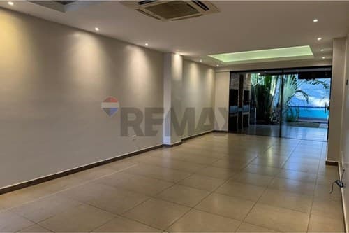 Duplex de 4 habitaciones zona Aeropuerto — foto 2