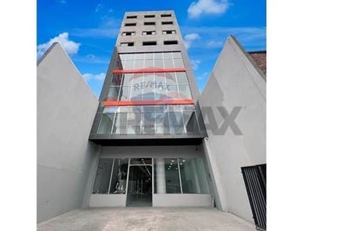 Local comercial para alquiler — foto 3