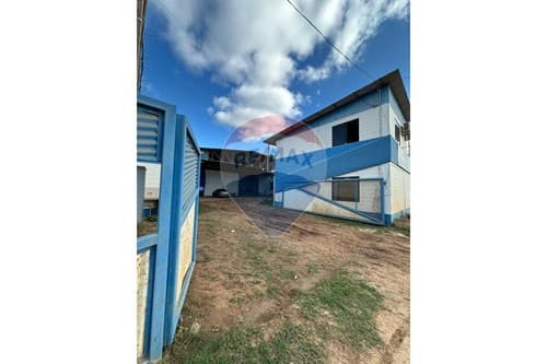 ¡Local Comercial en Calle Caraya! — foto 2