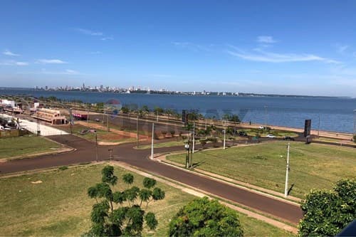 Alquilo departamento en encarnacion