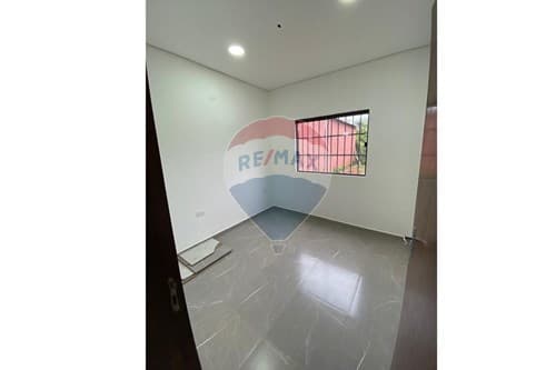 Oportunidad única en esquina! 🏡✨ — foto 2