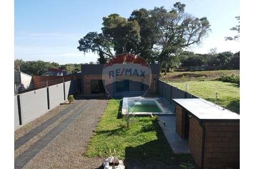 Exclusiva casa en venta- barrio san isidro — foto 2
