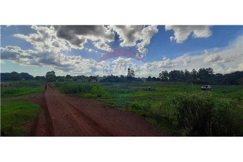 En Venta Terreno 10.25 X 36 mts. Arroyo Pora, foto 5