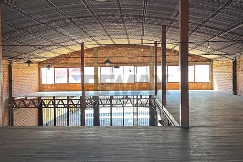 ¡Estratégica Propiedad Comercial en Venta! — foto 3