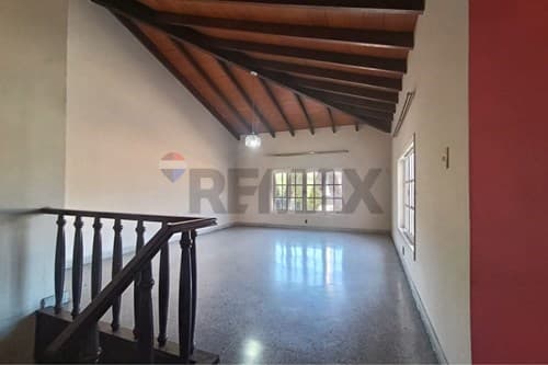 Casa / oficina en alquiler - barrio obrero — foto 3