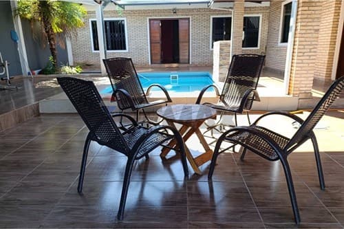En Venta en el Barrio San Pedro de Encarnación! — foto 2