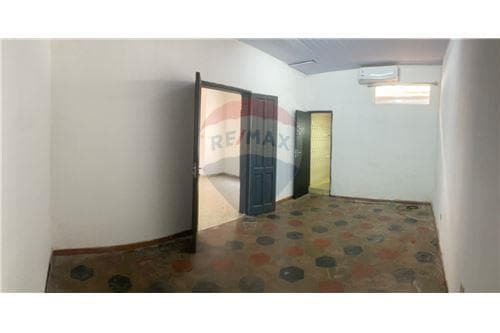 de Casona con Local Comercial en Asunción — foto 4