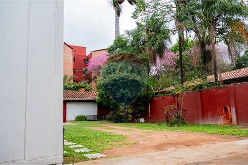 Oficina corporativa en venta en santisima Trinidad — foto 2