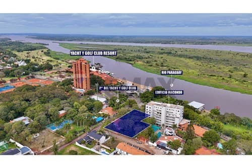 Propiedad en doble esquina a pasos del Yacht, foto 3