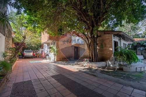 En venta casa de dos plantas - lambare — foto 1