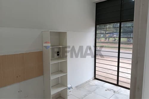 Hermoso Salón Comercia en Luque Laurelty, foto 3