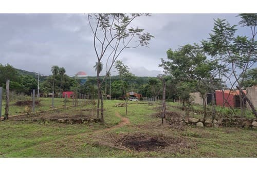 Terreno de 451 m2 en oferta — foto 4