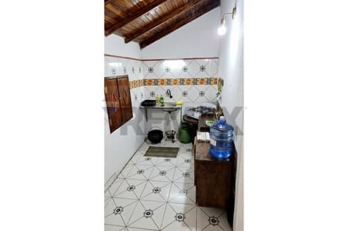 Casa en Alquiler en Itapúa: Espaciosa y Acogedora — foto 5