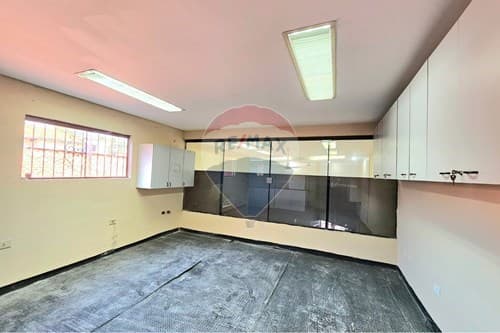 Local comercial o deposito — foto 5