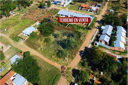 Hermoso terreno de 612 m2 en Luque — foto 2