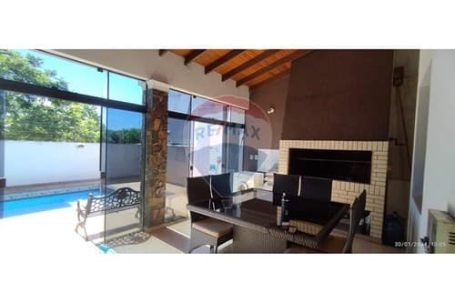 Residencia en venta pleno centro de enc — foto 4
