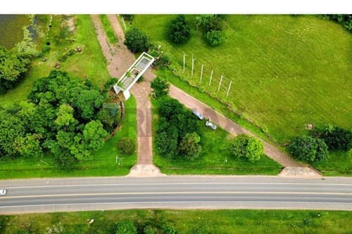 Parque alto en ypacarai