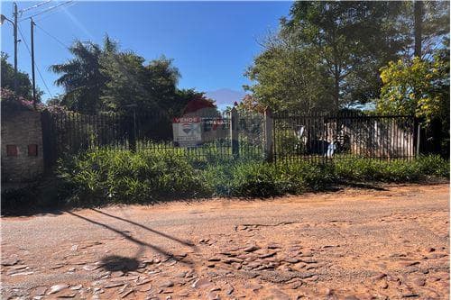 Terreno c/ construcción a refaccionar-Ñemby — foto 5