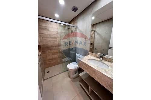 Alquilo dpto 1 dormitorio en Villa Morra
