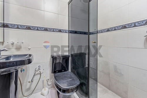 Casa en Lambare con salida a dos avenidas — foto 5