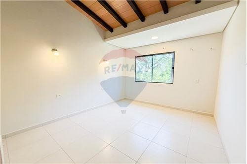 🏡excelente oportunidad!! Dúplex próximo estrenar en el barrio san roque de lambaré 🧑‍🧑‍🧒‍🧒 — foto 3