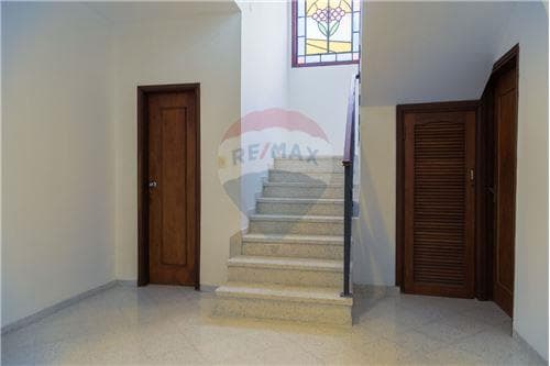 Importante casa para residencia u oficina — foto 1