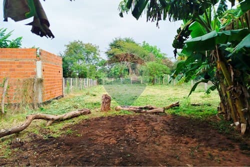 "Casa en Kennedy: Inversión Ideal en Capiatá" — foto 3