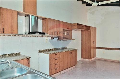En venta casa de 4 dormitorios en sajonia — foto 4