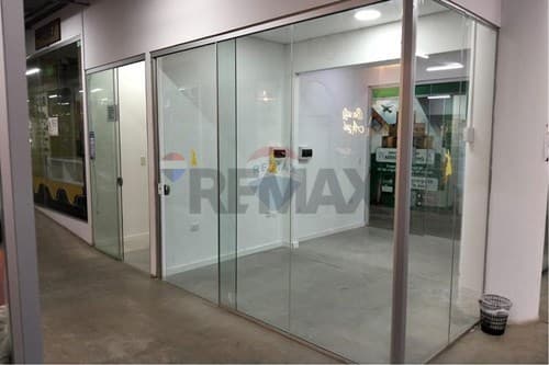 Local comercial para alquiler — foto 4
