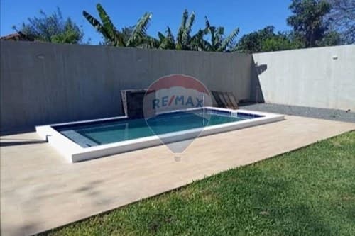 Casa en Alquiler en Areguá con Piscina, foto 5