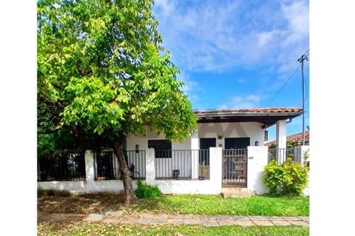 Casa a mts. De santa teresa — foto 2